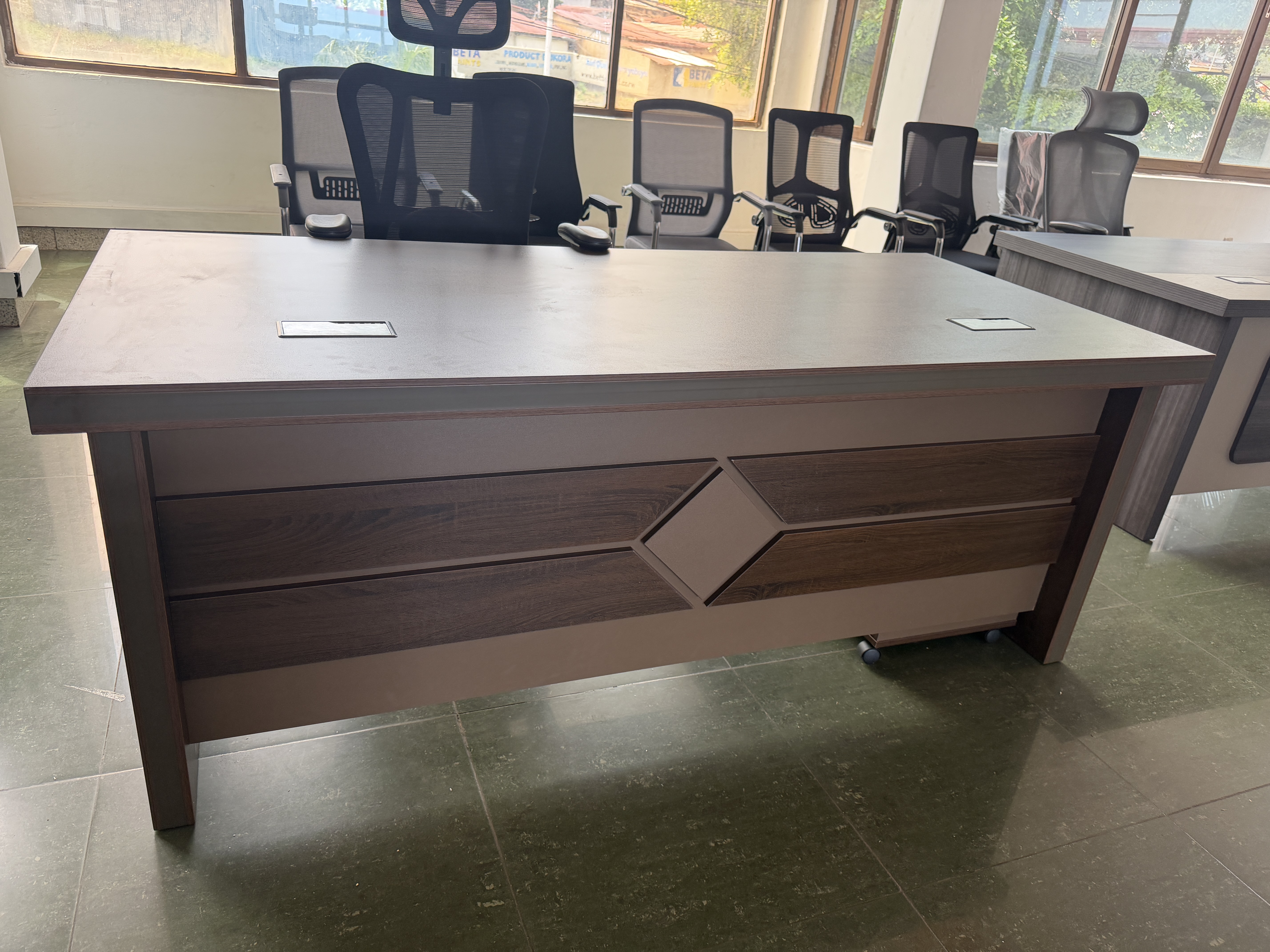 Office Desk